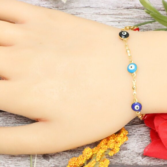 "Trendy Bracelet for Girls & Women – Cute, Adjustable & Gift-Ready | MLCRC1626 - Picture 9 of 10